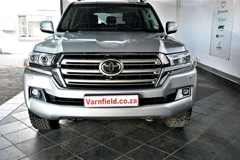 LANDCRUISER RENTAL SERVICE